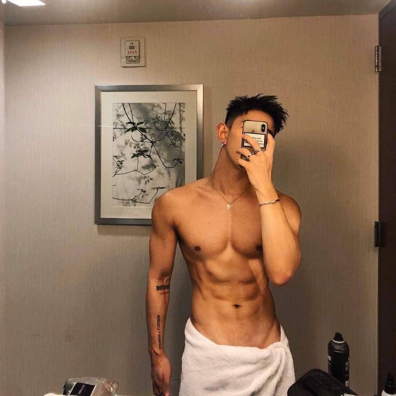 avatar ảnh trai đẹp che mặt