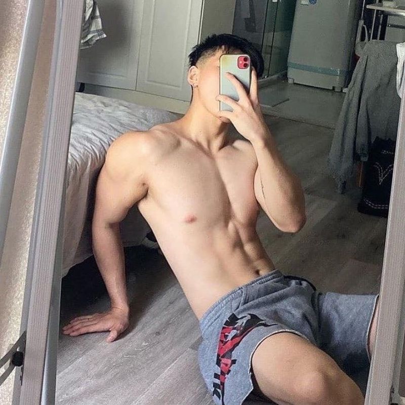 avatar ảnh trai đẹp che mặt trắng