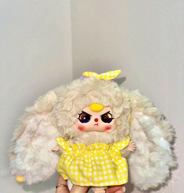 Baby Three xinh