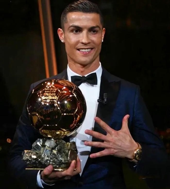 ảnh đại diện ronaldo đẹp nhất